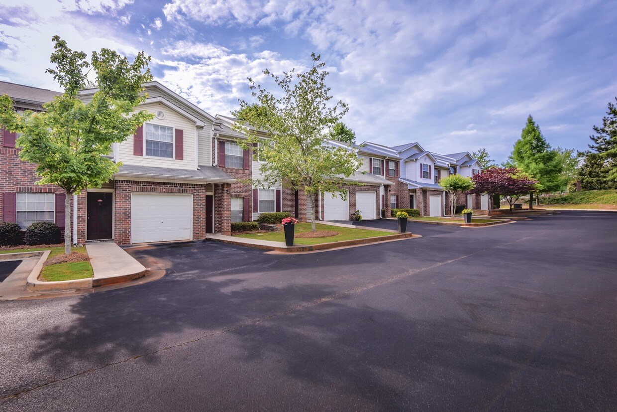 Battle Creek Village Townhomes Jonesboro, GA