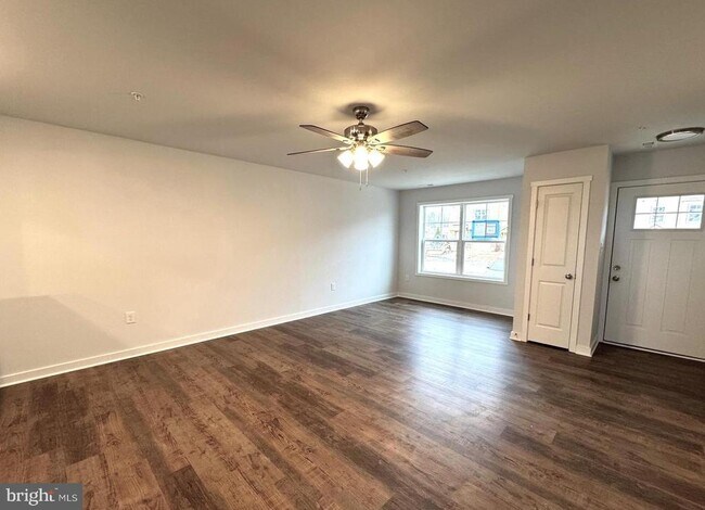 Building Photo - 148 Olga Dr