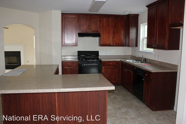 Building Photo - 3 br, 2.5 bath House - 15 Stone Commons Way
