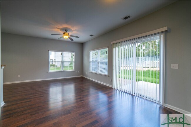 Building Photo - 140 Cantle Dr
