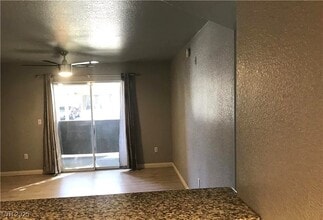 Building Photo - 555 E Silverado Ranch Blvd