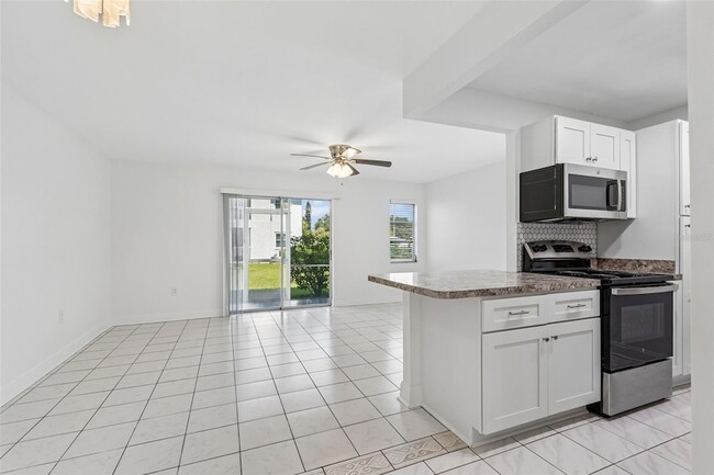 Photo - 237 S McMullen Booth Road Unit 51 Apartment