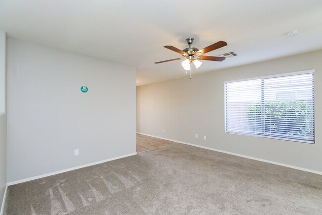 Building Photo - 10602 W Rosewood Dr