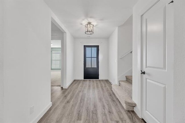 Building Photo - Stunning 4 Bed 3 Bath Broken Arrow Gem