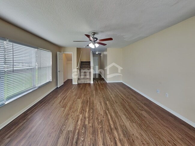 Building Photo - 2550 Hassonite Street