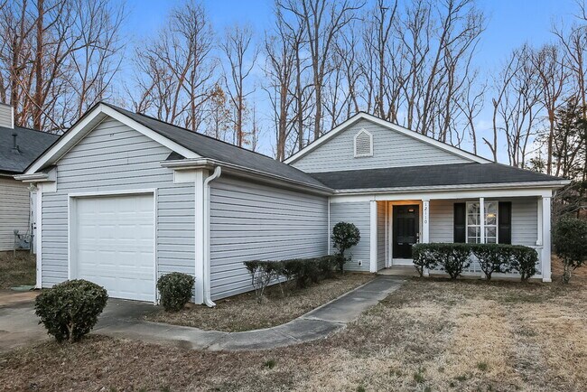 Building Photo - 12110 Stewarts Crossing Dr
