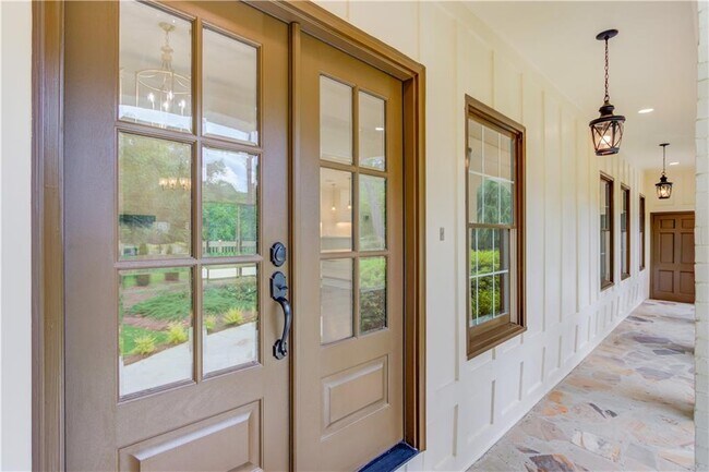 Foto del edificio - 770 Crest Valley Dr NW