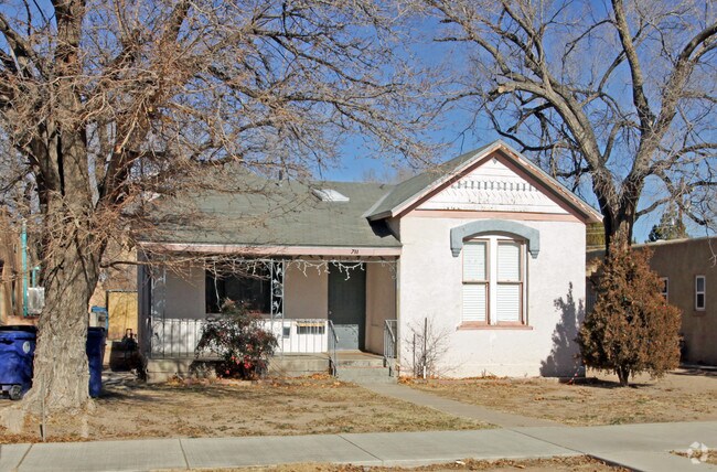 Primary Photo - 711 Roma Ave NW