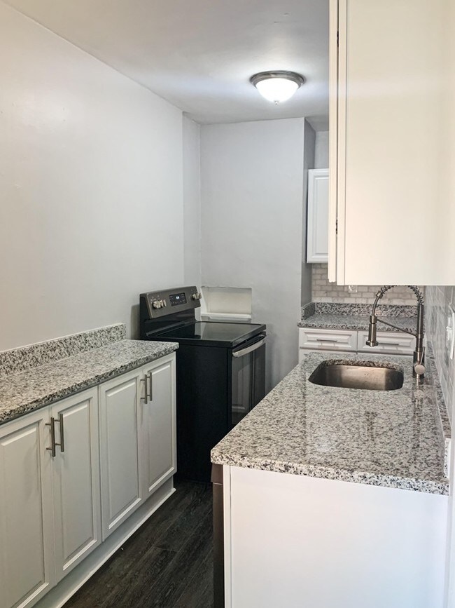 Foto del edificio - 6650 Chestnut St