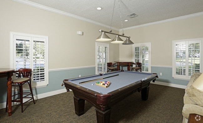 Interior Photo - ARIUM Mariner's Village