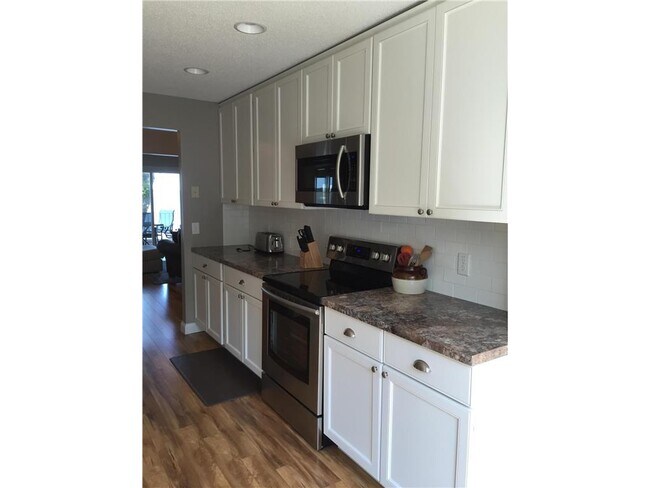 Foto del edificio - 424 E Lake St