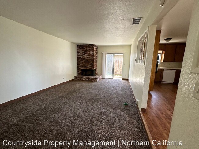 Building Photo - 3 br, 2 bath House - 1806 Larkspur Lane