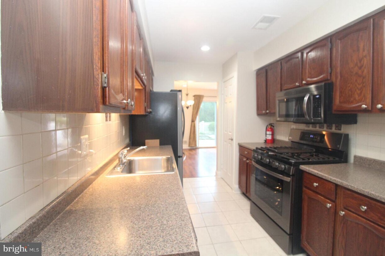 133 Tynemouth Ct, Trenton, NJ 08691 Townhome Rentals in Trenton NJ