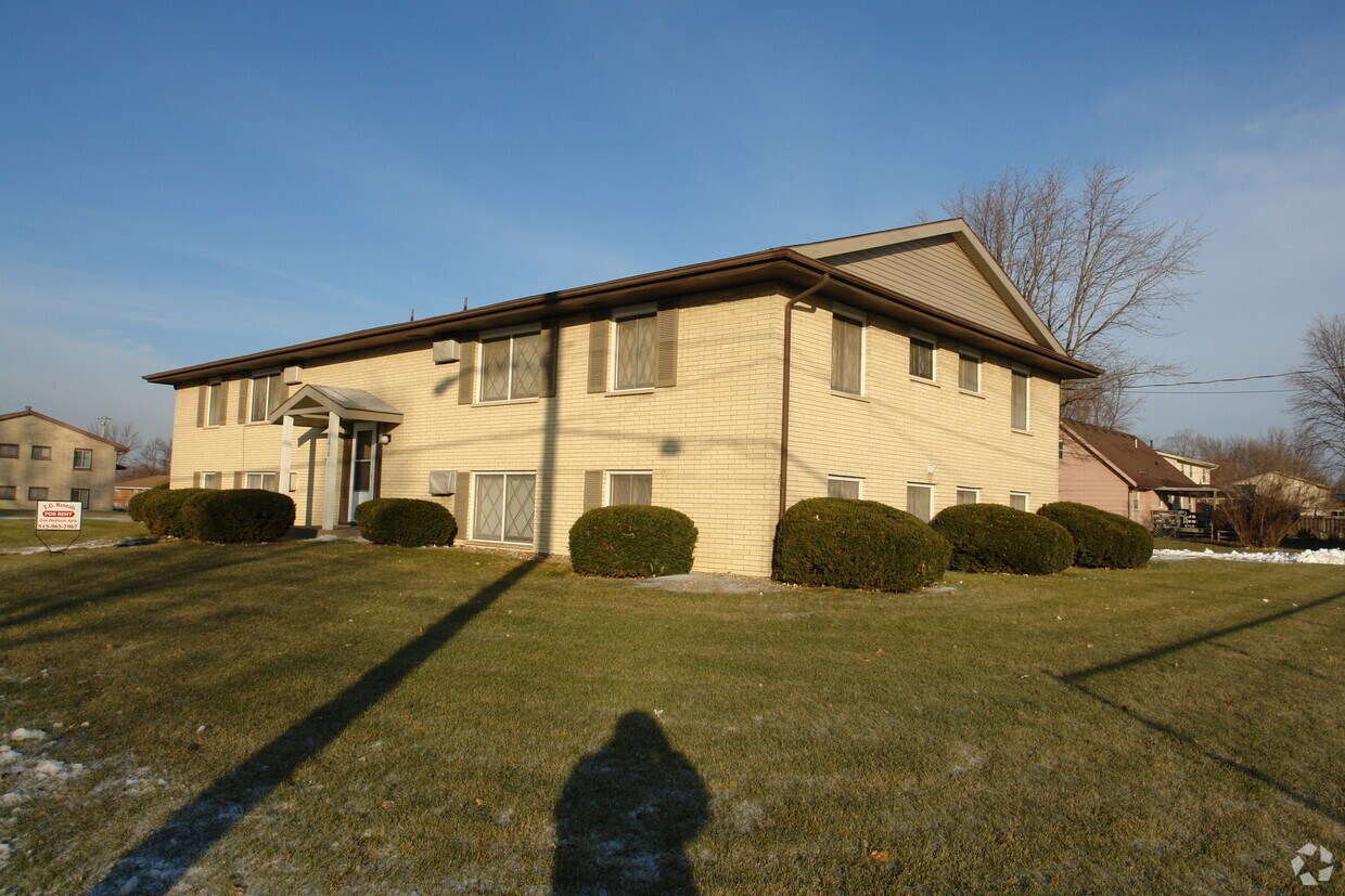 1810 W 1st St, Ankeny, IA 50023 Apartments in Ankeny, IA