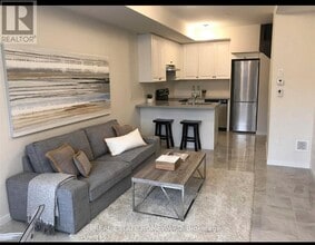 Building Photo - 600-600 Alex Gardner Cir