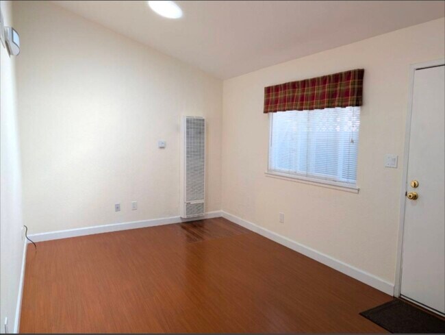 Foto del edificio - 3825 Union St