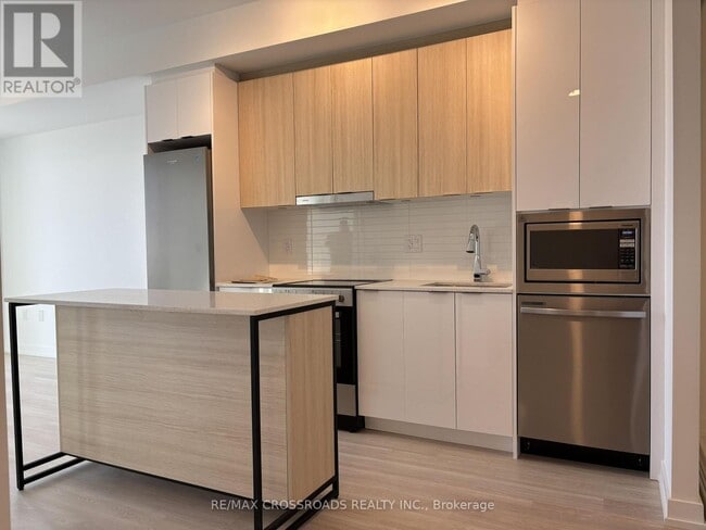 Building Photo - 9751 Markham Rd