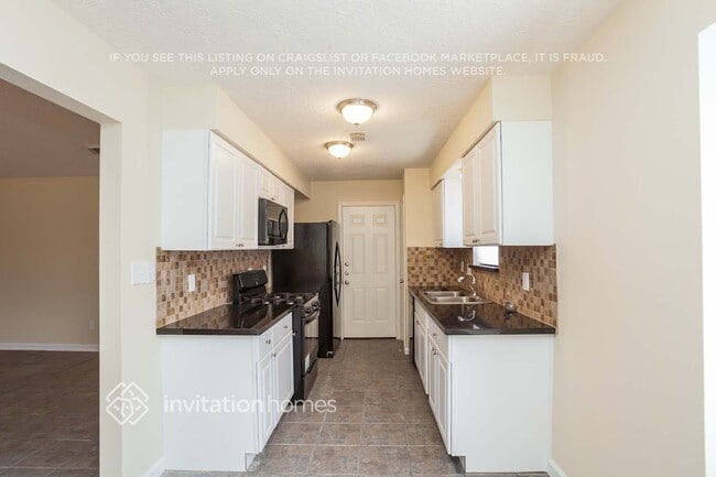 Foto del edificio - 16502 Oxnard Ln