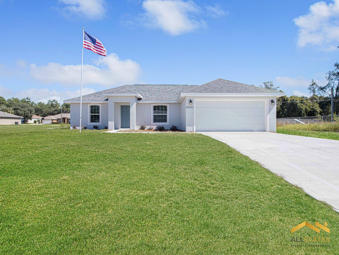 Foto principal - 16041 SW 23rd Court Rd