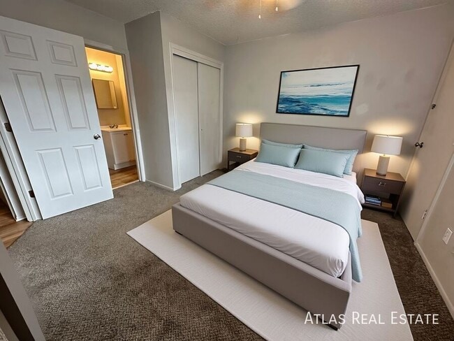 Photo - 303 University Dr Apartment