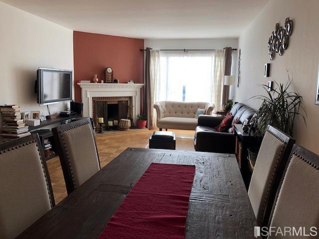 Foto del edificio - 242 Ralston St