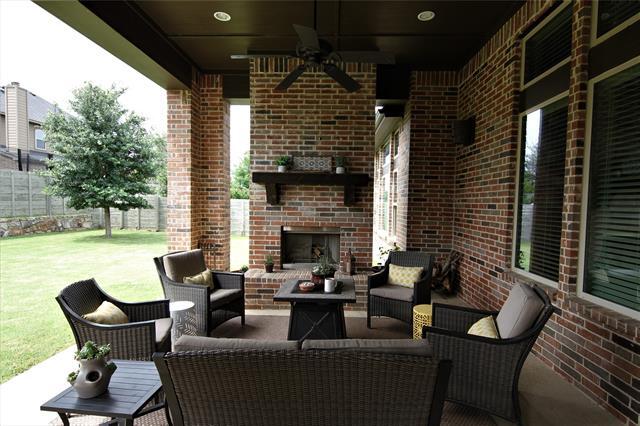 Building Photo - 221 Waterside Dr