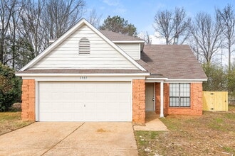 Building Photo - 6887 Delta Newberry Cove