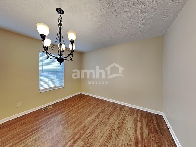 Building Photo - 4408 Moselle Dr