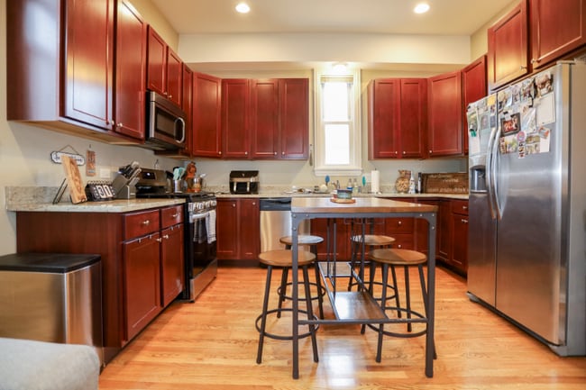 Photo - 1357 W Barry Ave Apartment