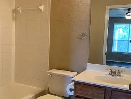 Building Photo - 15114 Wing Heart