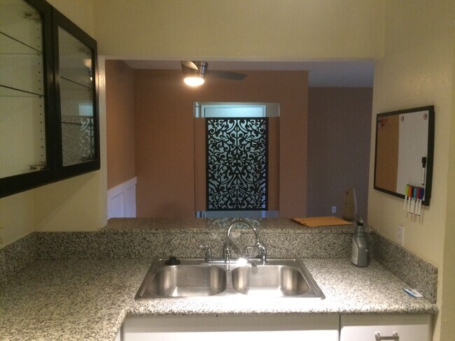 Building Photo - 7948 Mission Center Ct