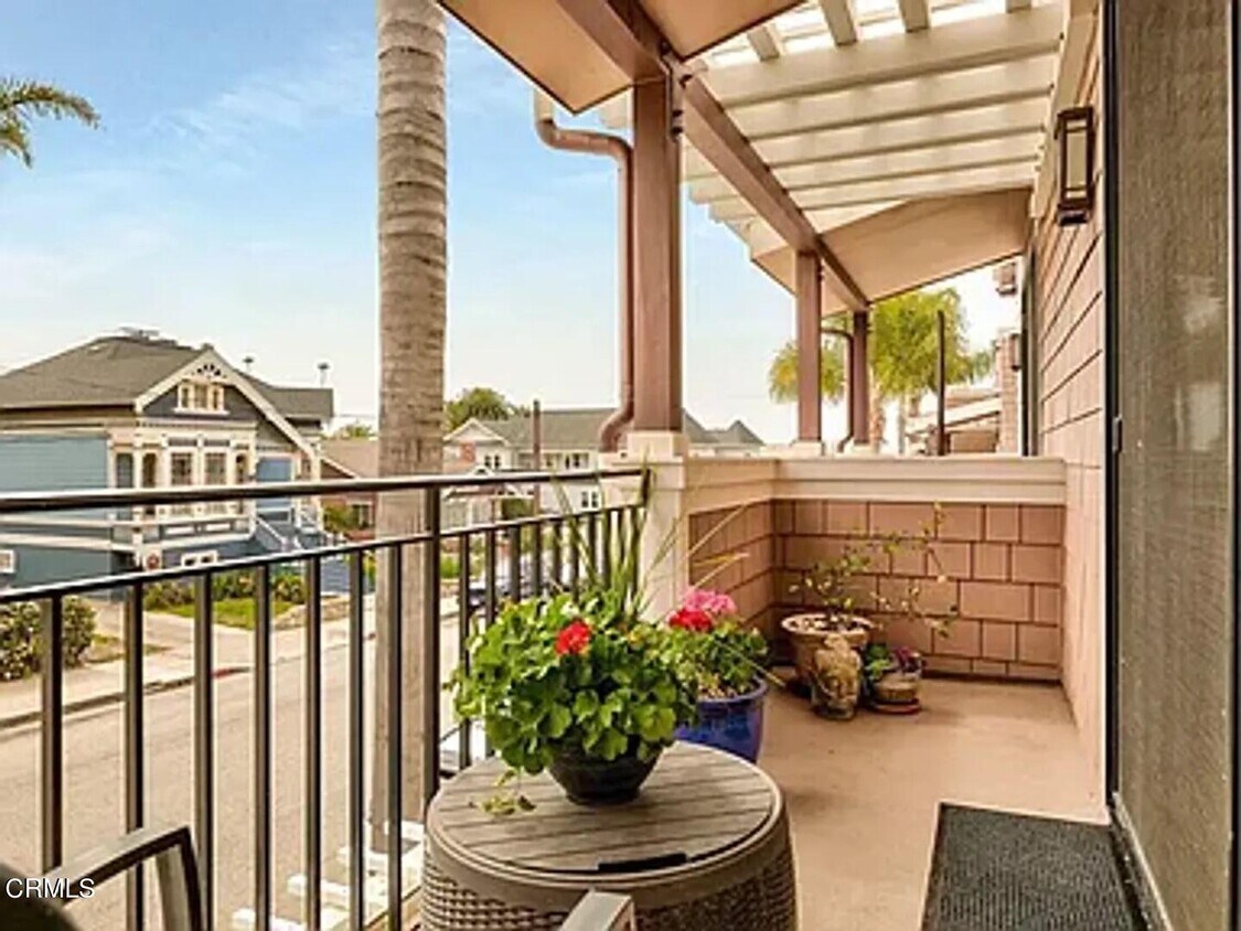 67 S Ash St Unit 2, Ventura, CA 93001 Condo for Rent in Ventura, CA