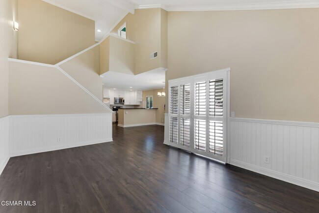 Building Photo - 408 Via Colinas