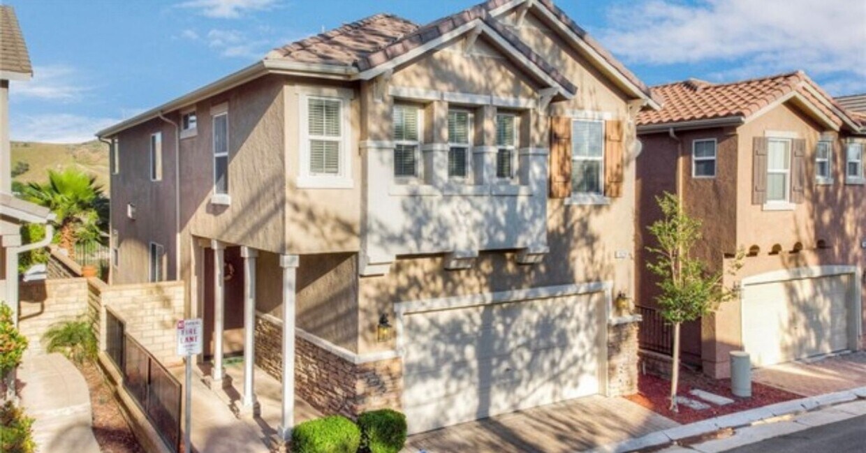 Foto principal - Beautiful Tesoro Home with No Rear Neighbors!