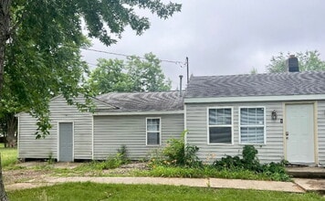 Building Photo - 921 Edison St