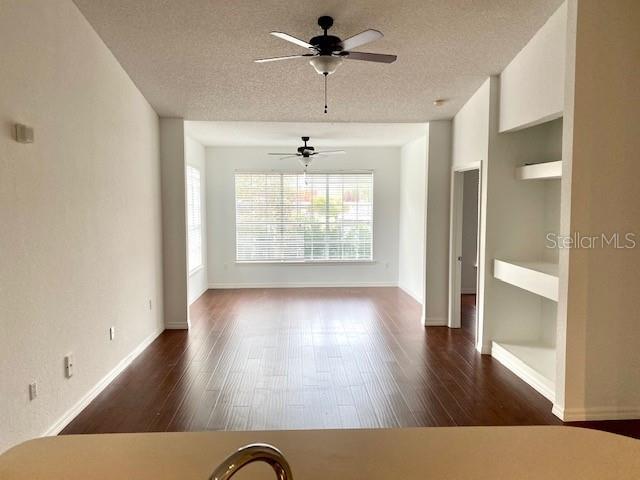 Foto del edificio - 13028 Plantation Park Cir