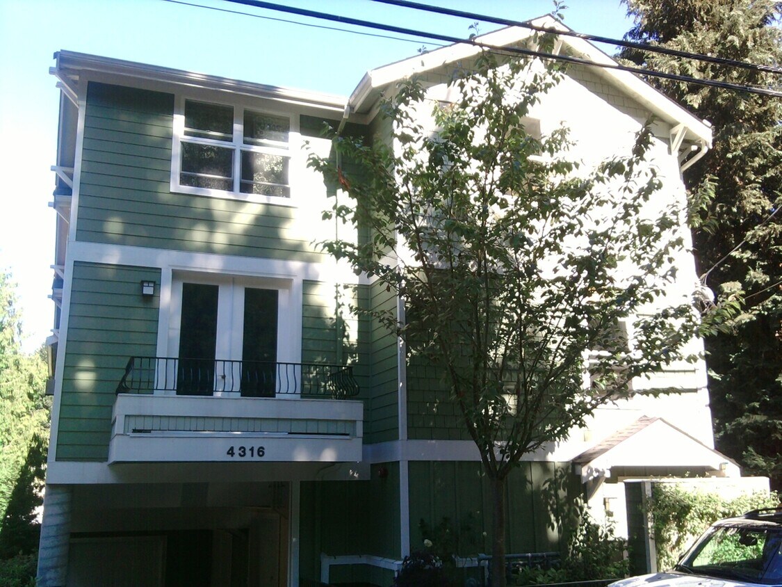 Foto principal - Discovery Park Townhouse