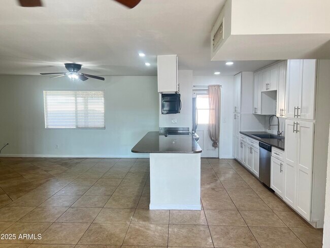 Foto del edificio - 1816 E Palmcroft Dr