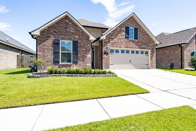 Foto del edificio - 4 bedroom 3 bathroom Spacious House for Rent in Reserve at Conway