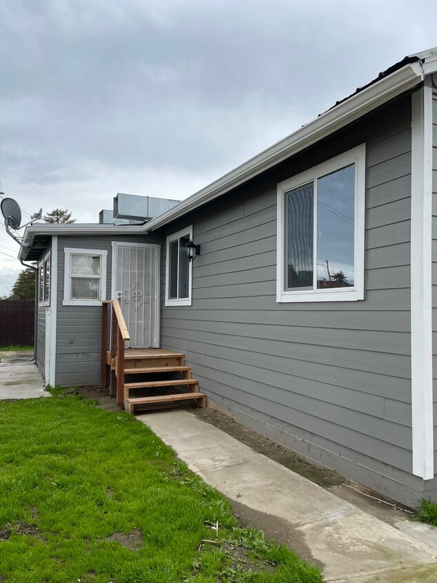 778.5 E Sonora Ave, Tulare, CA 93274 House Rental in Tulare, CA