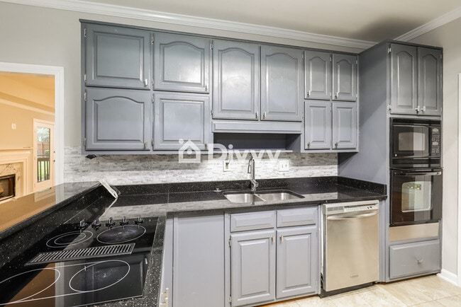 Building Photo - 2499 Spivey Ct