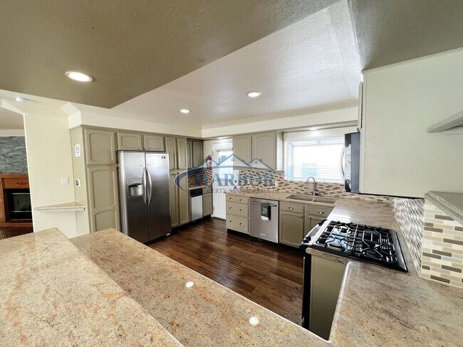 Foto del edificio - 5933 Dagwood Ave