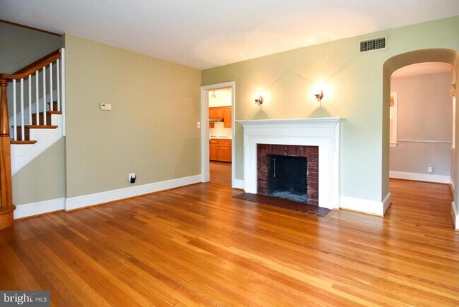 Foto del edificio - 510 N Nelson St