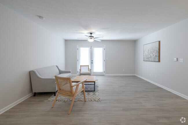 2BR, 2BA - 1,067SF Living Room - Klerner Lane Apartments