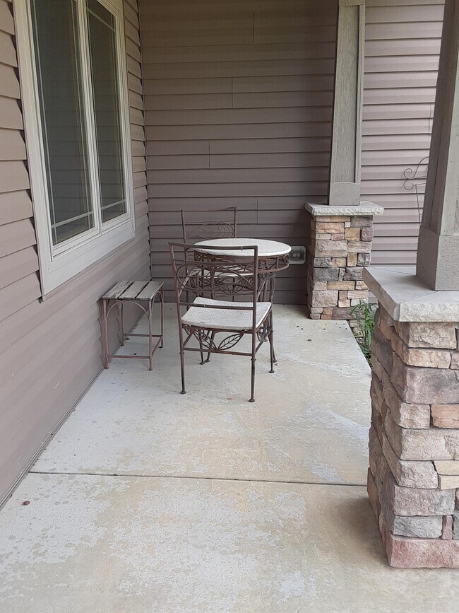 Foto del edificio - 6365 Summit Pointe Rd NW