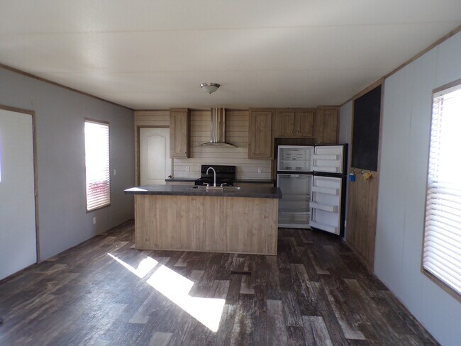 Photo - 16023 Red Oak House