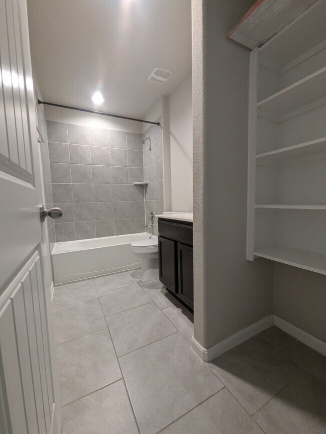 Foto del edificio - 3518 Windham Way