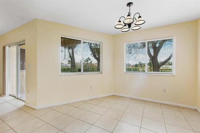 Building Photo - 8460-8466 NW 40th St