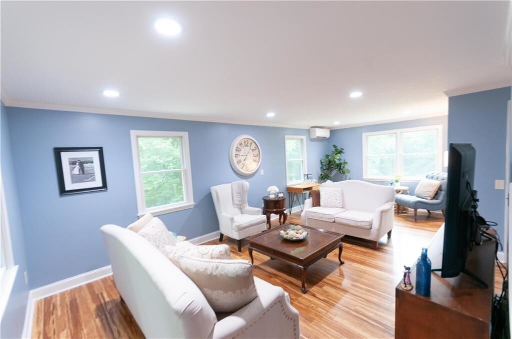 Foto principal - 661 Kings Factory Rd