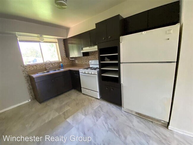 Building Photo - 2 br, 1 bath House - 3223 Buder Ct